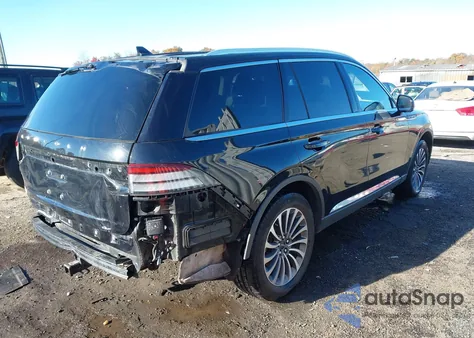 2022 Lincoln Aviator Reserve z USA, uszkodzony, nr VIN 5LM5J7XC8NGL04616